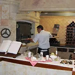 Otel Conde Ansurez 4*