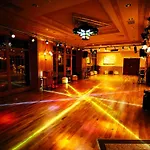 Conde Ansurez Otel