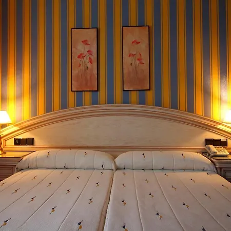 Hotel Conde Ansurez By Almia 4*