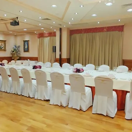 Hotel Conde Ansurez 4*