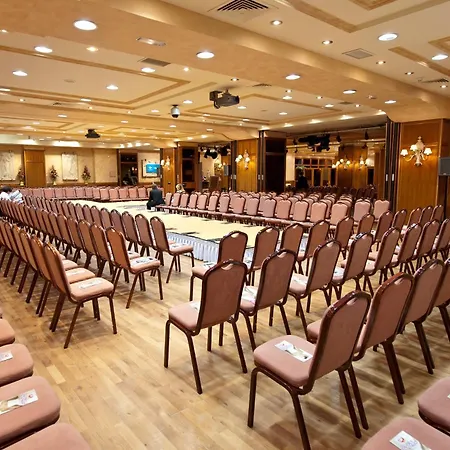 Hotel Conde Ansurez 4*