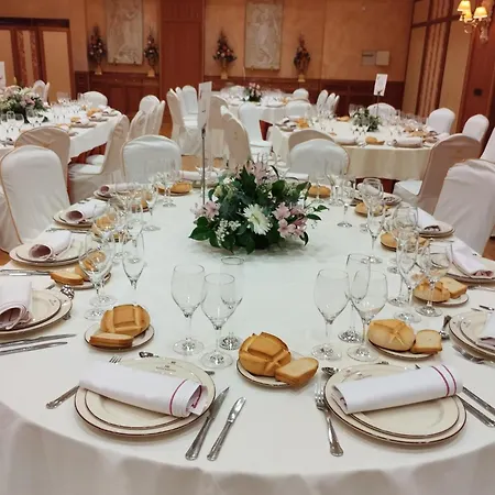 Conde Ansurez מלון וייאדוליד