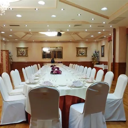 Hotel Conde Ansurez 4*