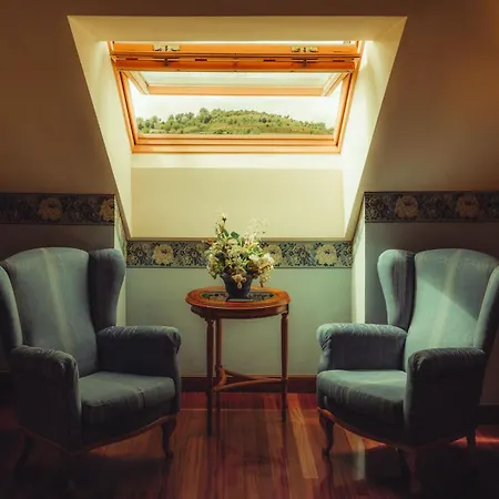 Conde Ansurez Hotel 4*