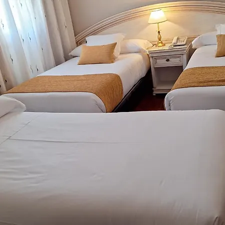 Conde Ansurez Ξενοδοχείο
