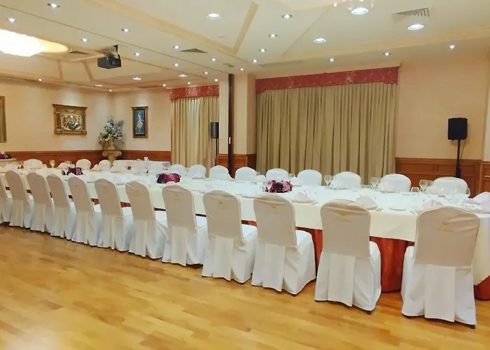 Hotel Conde Ansurez 4*