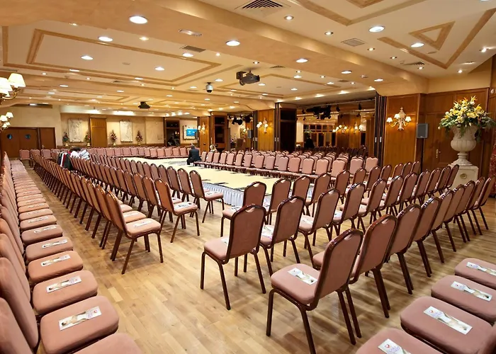 Hotel Conde Ansurez 4*