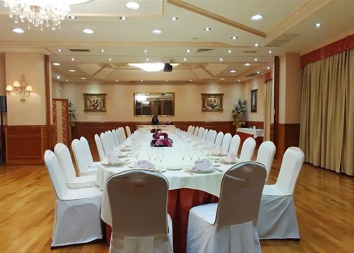 Hotel Conde Ansurez 4*