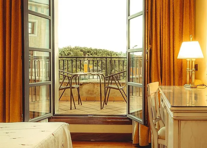 Hotel Conde Ansurez 4*