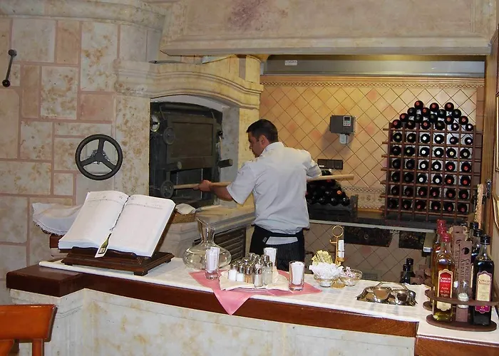 Hotel Conde Ansurez 4*