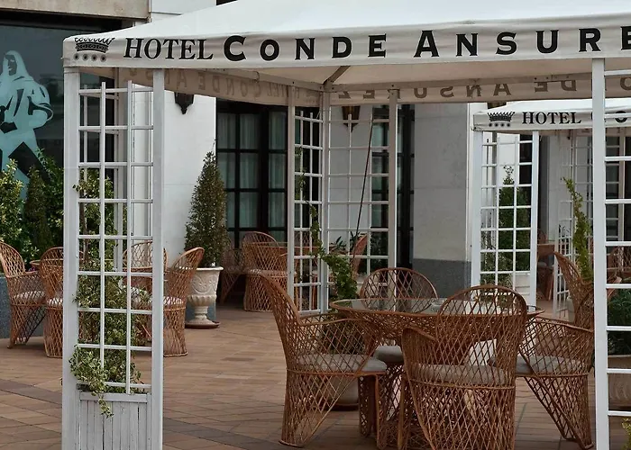 Conde Ansurez Hotel