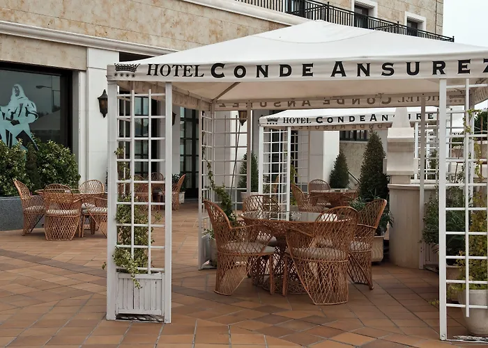 Hotel Conde Ansurez 4*